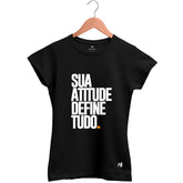 Camiseta Feminina Babylook Atitude Define