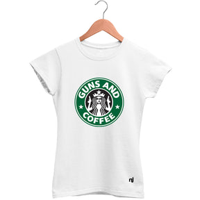 Camiseta Feminina Baby Look Guns and Coffee