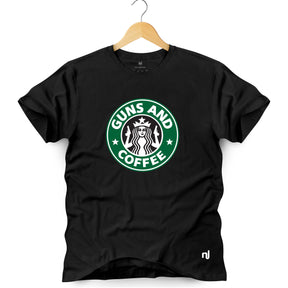 Camiseta Masculina Guns and Coffee